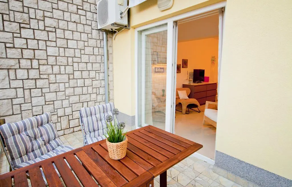 Adela Apartments Dramalj