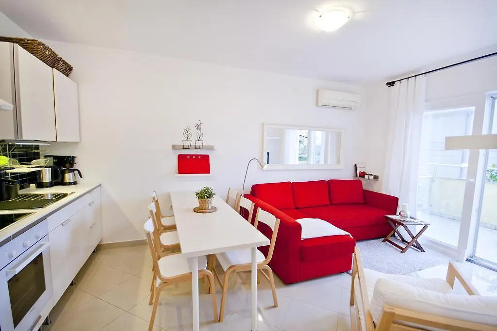 Adela Apartments Dramalj